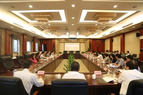 2020年，國(guó)務(wù)院教育督導(dǎo)辦將重點(diǎn)督導(dǎo)義務(wù)教育教師工資收入保障情況