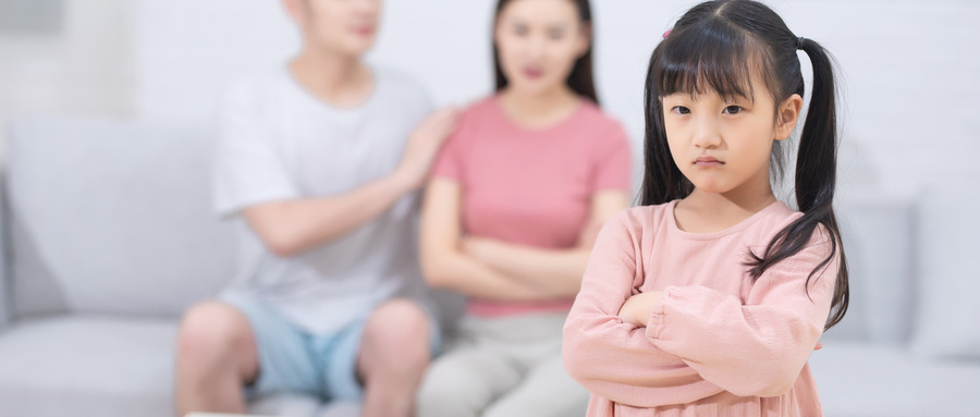 青春期孩子叛逆，家長(zhǎng)可以這樣做