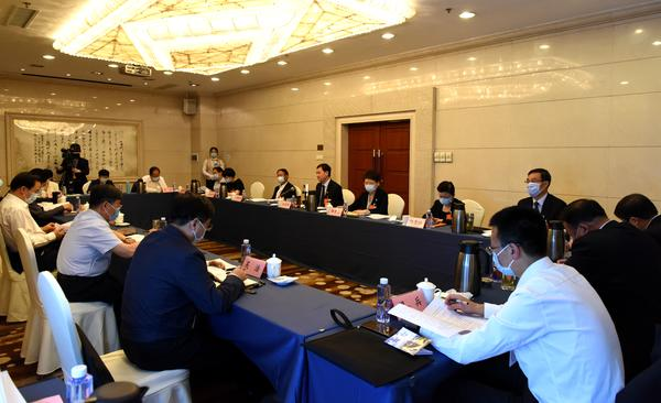 全了！31地2025政府工作報告教育要點(diǎn)速覽